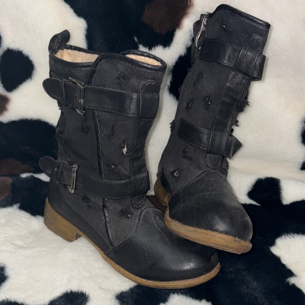 Stylish Black Women's Boots